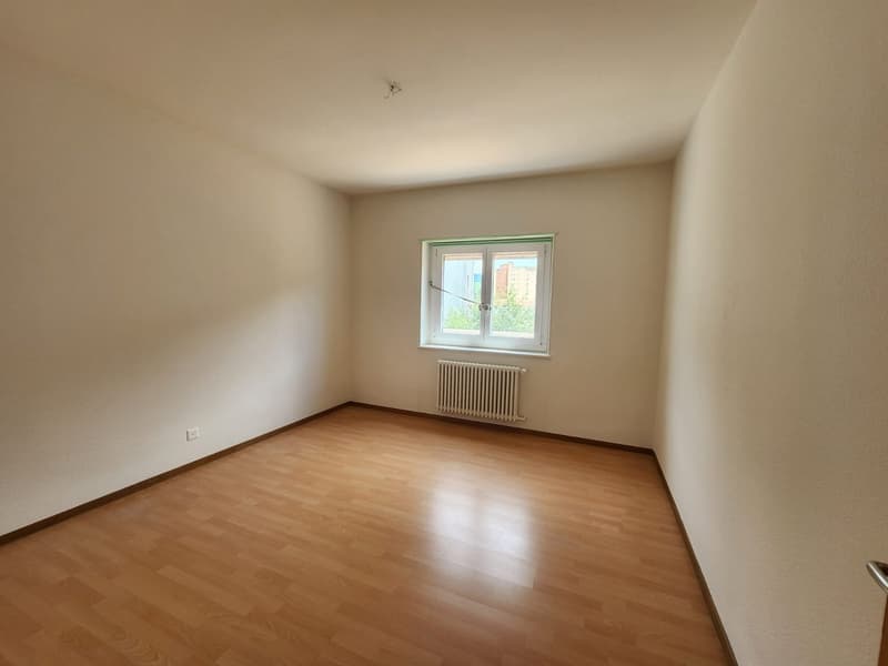Beautiful 2.5-room modern apartment with balcony + separate entrance (4)