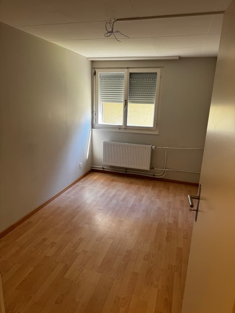 Haus in ruhiger Umgebung in der Quartierkernzone in Biberist - renoviert im 2021 (12)