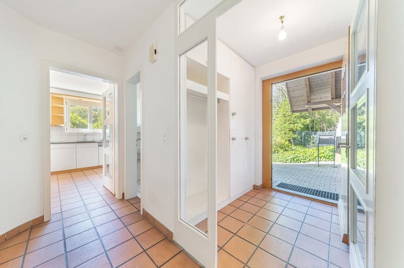 Living with a lot of privacy – Detached 7-room single-family house with large garden (8)