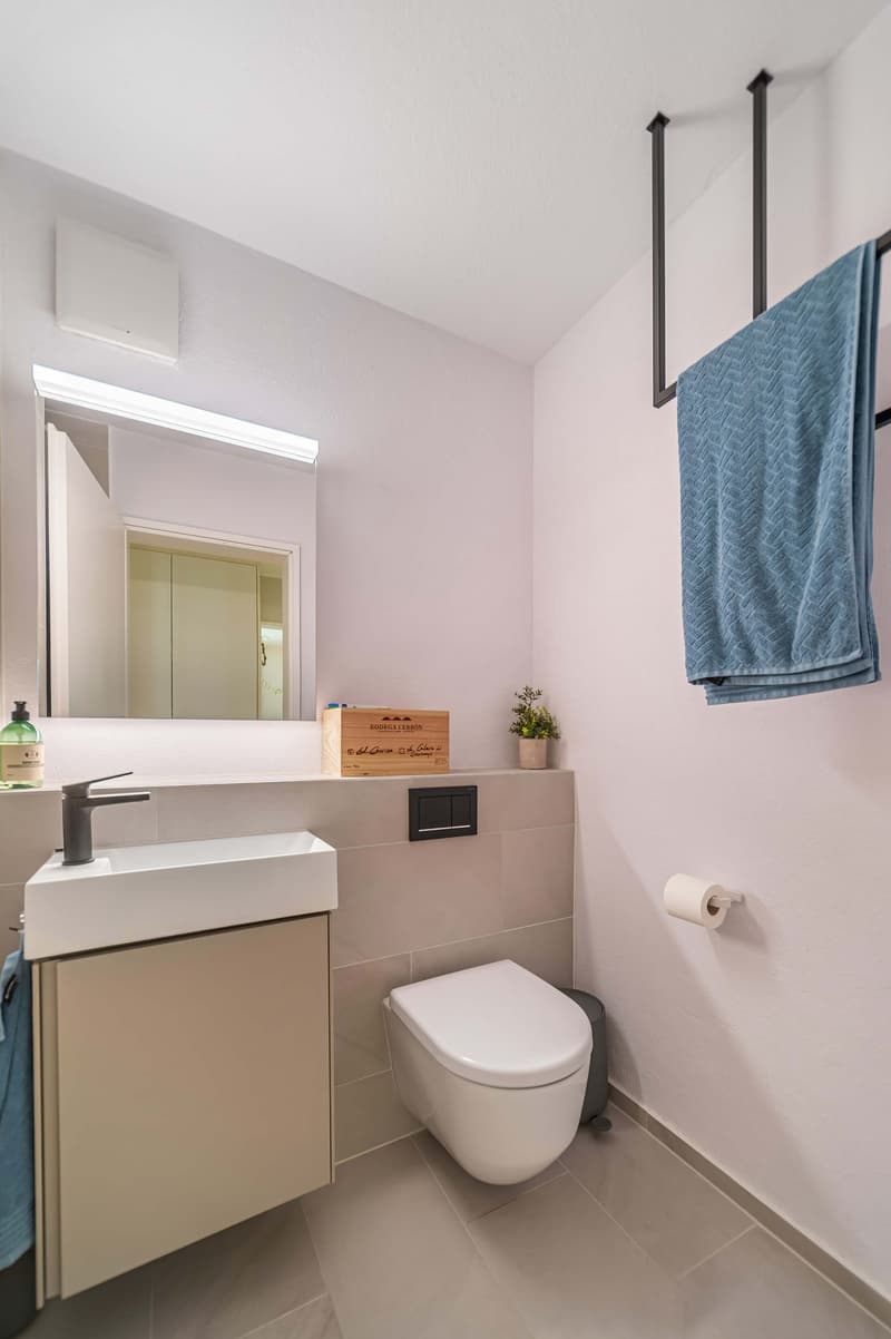 A Home to Fall in Love with – Stylish 4.5-Room Garden Apartment in Dürnten (7)