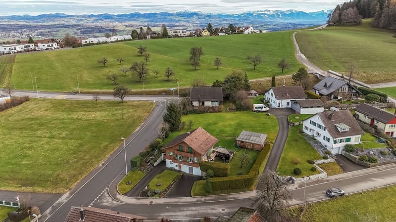 Building land in a dream location on the Forch (2)
