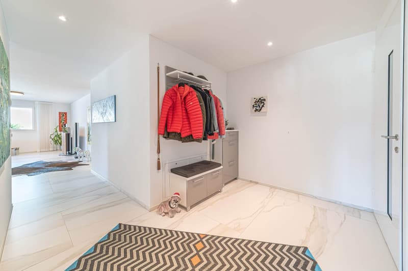 A Gem – modern 4.5-room garden apartment with plenty of privacy (2)