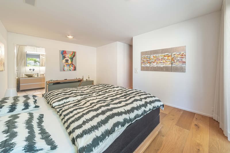 A Gem – modern 4.5-room garden apartment with plenty of privacy (12)