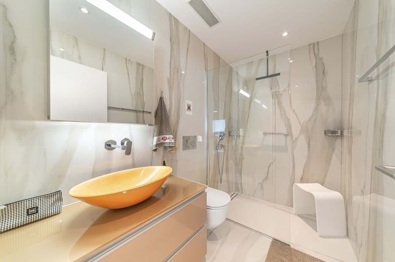 A Gem – modern 4.5-room garden apartment with plenty of privacy (14)