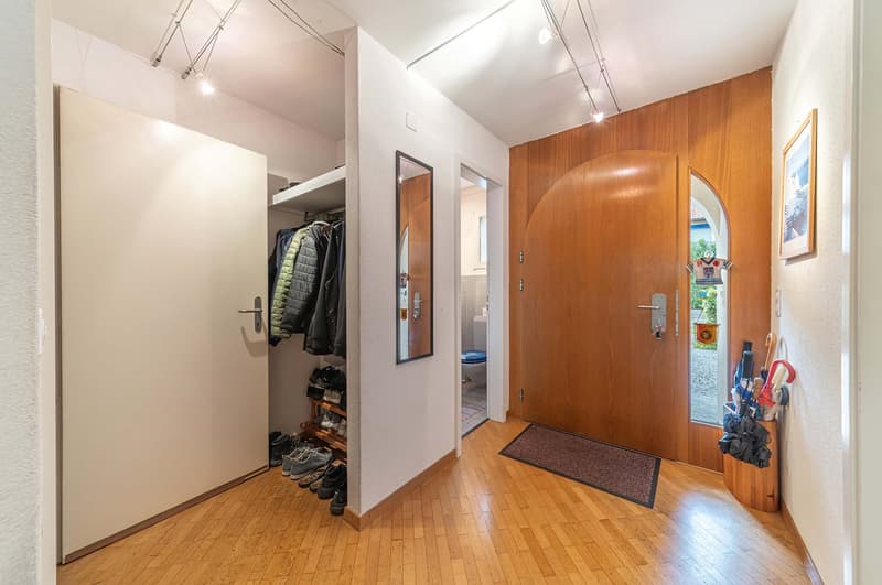 Charmantes 5.5-Zimmer-Reihenmittelhaus in ruhigem Wohnquartier in Bassersdorf (4)