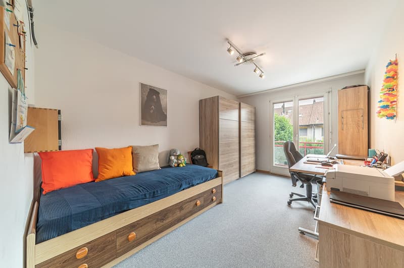 Charmantes 5.5-Zimmer-Reihenmittelhaus in ruhigem Wohnquartier in Bassersdorf (11)