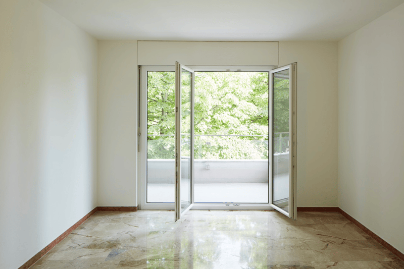 Appartement lumineux de 3,5 pièces avec balcon à Lugano (1)