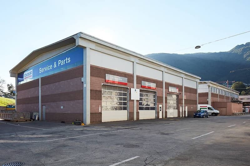 Industrial/artisanal/warehouse space 271 sqm! (1)