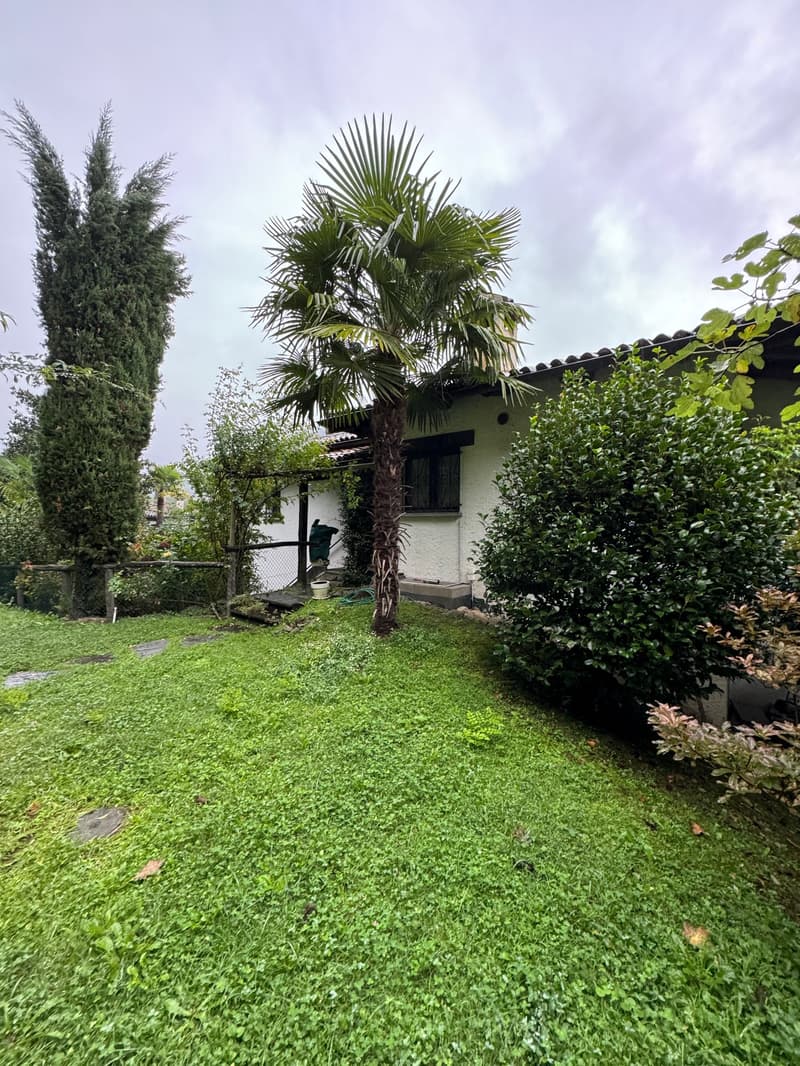 Belle villa dans un quartier calme avec vue sur le lac (7)