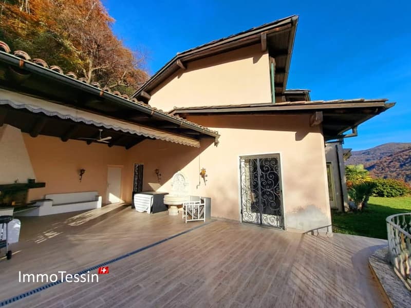 Ihr privates Paradies mit Wald, Pool und unvergleichlichem Potenzial 9