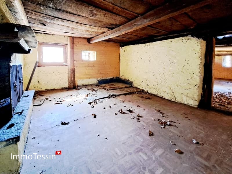 Außergewöhnliches Rustico mit Projekt und 9892 m2 Land 10