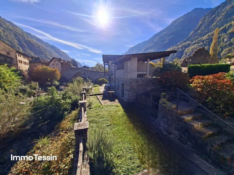 Ausnahmeparadies auf der einzigen bewohnten Insel im Tessin leben 211