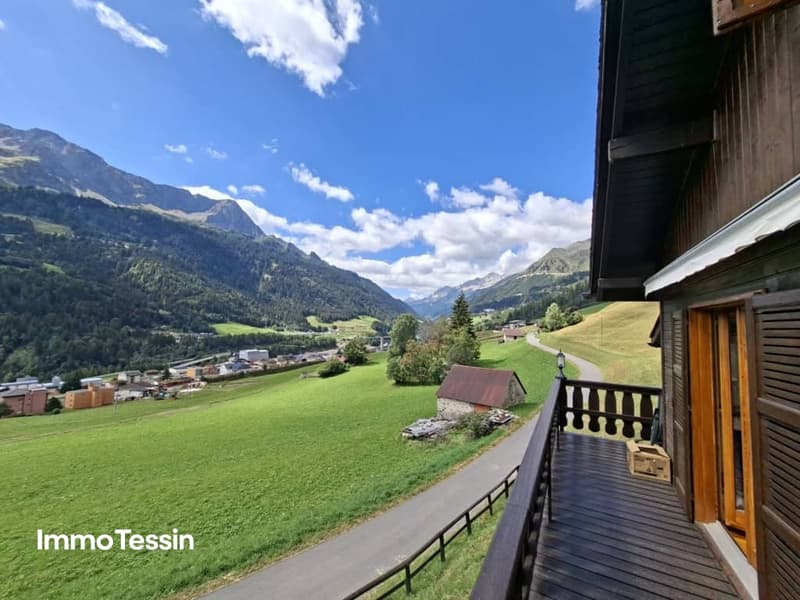 Zauberhaftes Ferien-Chalet mit edlem Holzwerk und Einliegerwohnung an gut besonnter Alleinlage 4