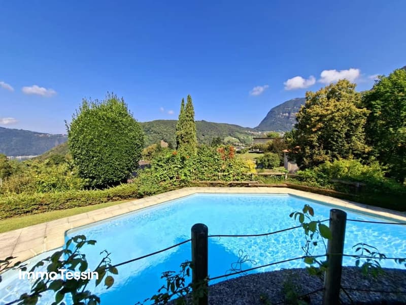 Exklusive Villa mit Pool und Privatem Zugang 19