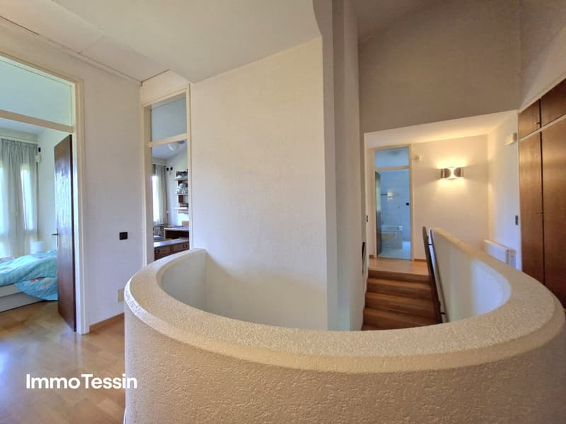 Exklusive Villa mit Pool und Privatem Zugang 13
