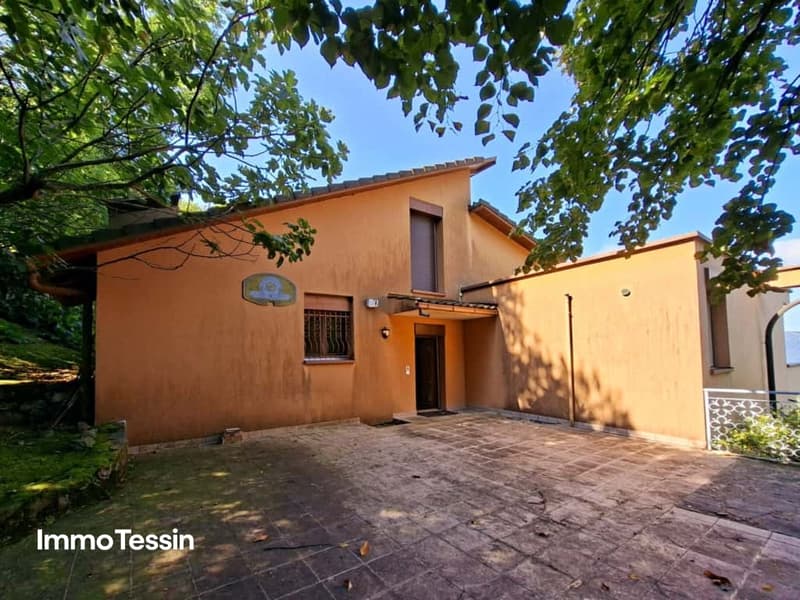 Exklusive Villa mit Pool und Privatem Zugang 3
