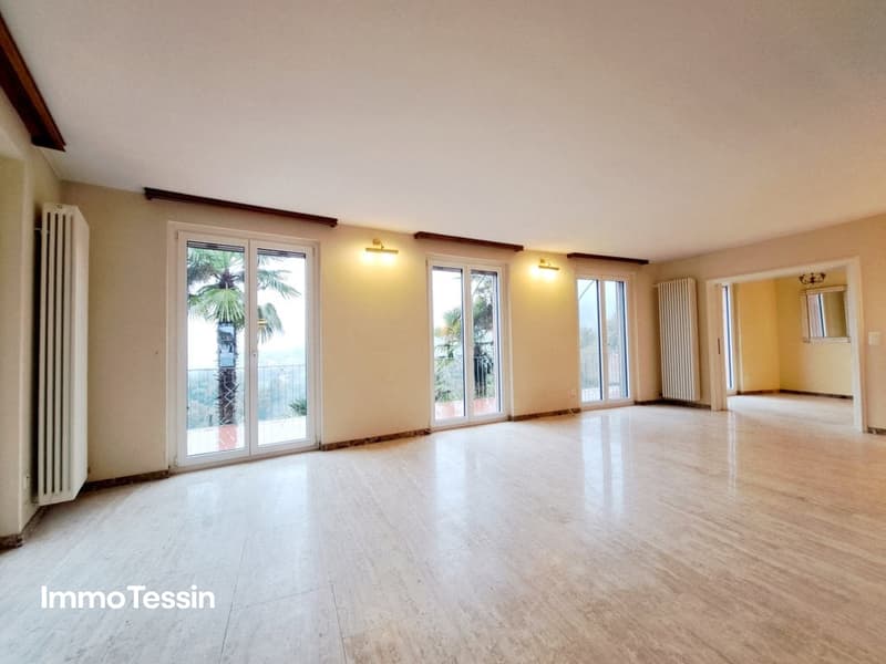 Exklusive Villa mit Panoramablick und zeitlosem Charme 22