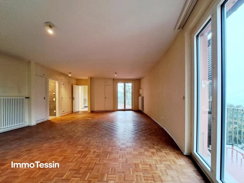 Exklusive Villa mit Panoramablick und zeitlosem Charme 8