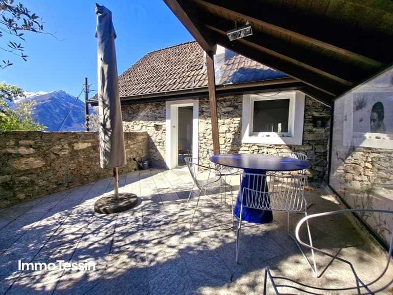 Architektur  Ästhetik  Design-Rustico mit Terrassen und Blick auf den Lago Maggiore 20