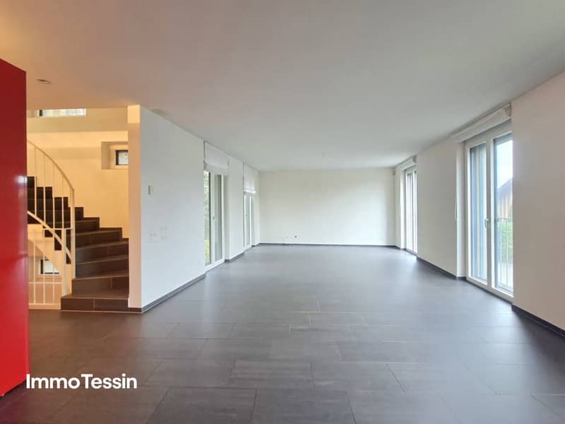 Helle energieoptimierte Architektenvilla 104