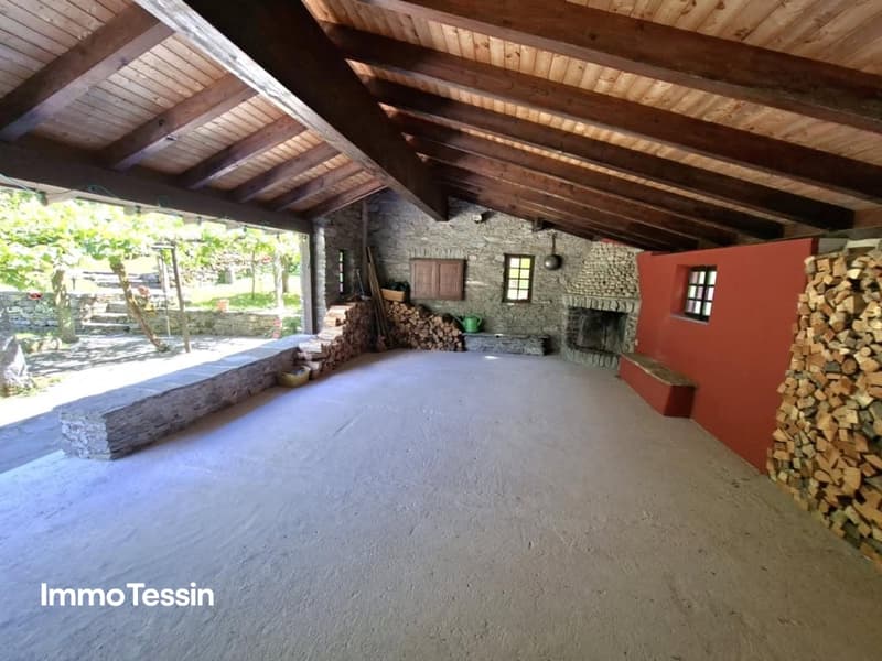 4.5 Zimmer Tessinerhaus mit Einliegerwohnung an dominanter Lage 04