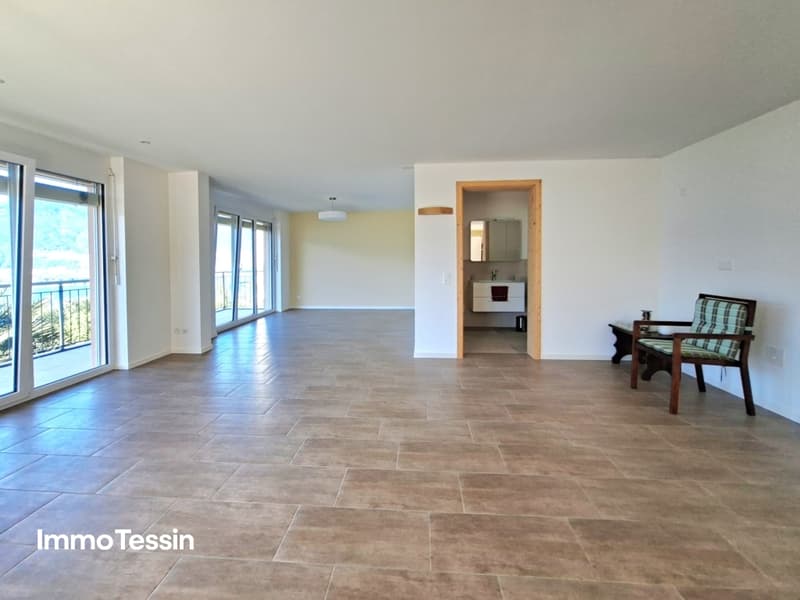 Der Lago Maggiore so weit das Auge reicht  Modernes Haus mit hochwertiger Ausstattung 109