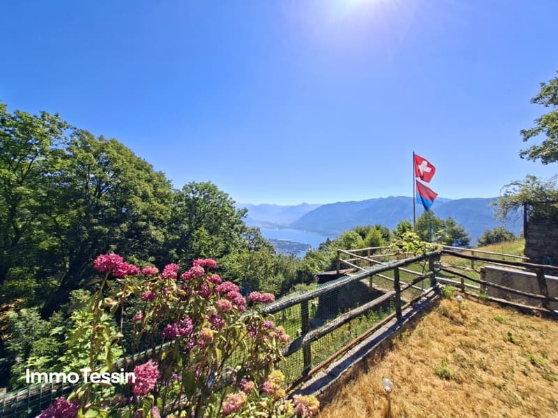 Ein Ort der Ruhe hoch über dem Lago Maggiore 1004