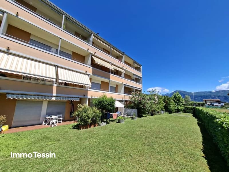 Sympathische 2.5 Zimmerwohnung an sonniger und ruhiger Lage ideal als Ferienwohnung oder Festwohnsitz 1