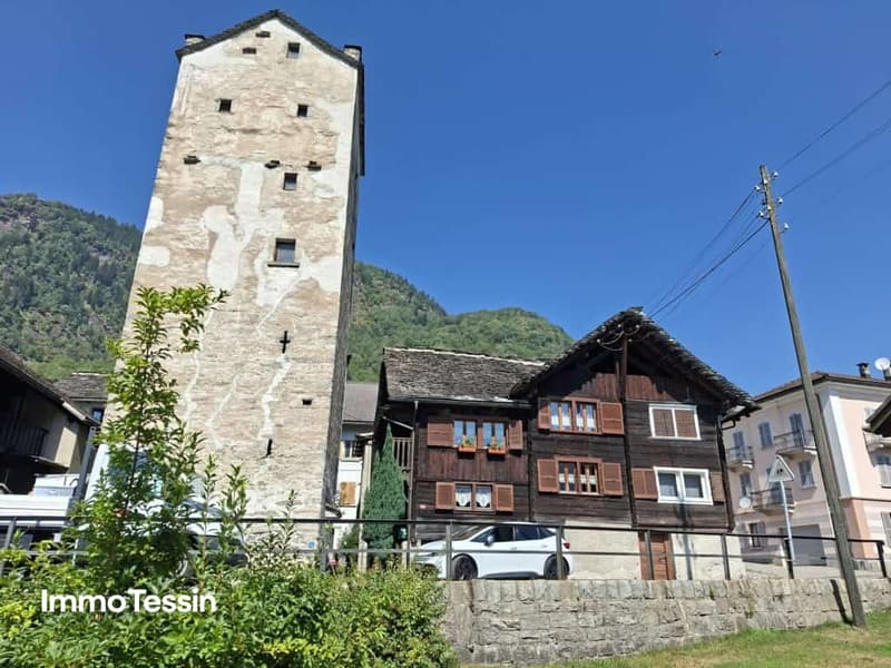 Gemütliches Doppel-Einfamilienhaus in Chironico liebevoll ausgebautes Tessiner Refugium mit Grottino, Werkstatt und Cheminée 4