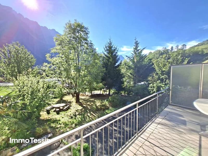 2-Familienhaus mit scho?nem Garten an interessanter Lage im sonnigen Bleniotal20