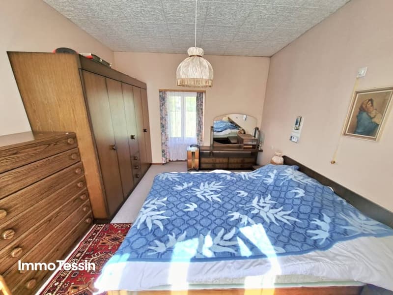 2-Familienhaus mit scho?nem Garten an interessanter Lage im sonnigen Bleniotal10