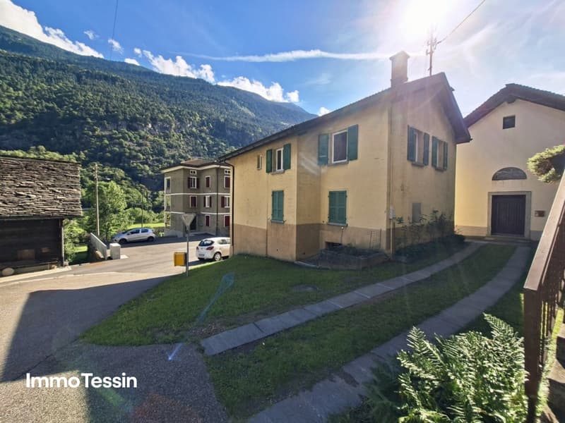 Vollständig renoviertes Haus mit 7 Schlafzimmern 1000