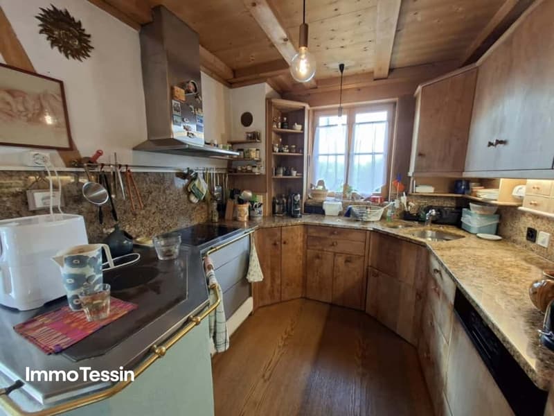 Grosszügiges Familienhaus in Gravesano 14