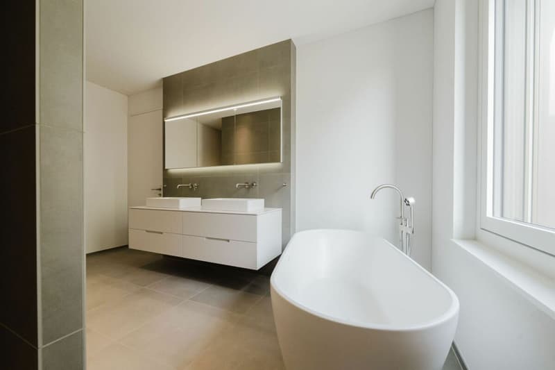 Bezugsbereite Neubau Attikawohnung mit See- und Bergsicht (3)