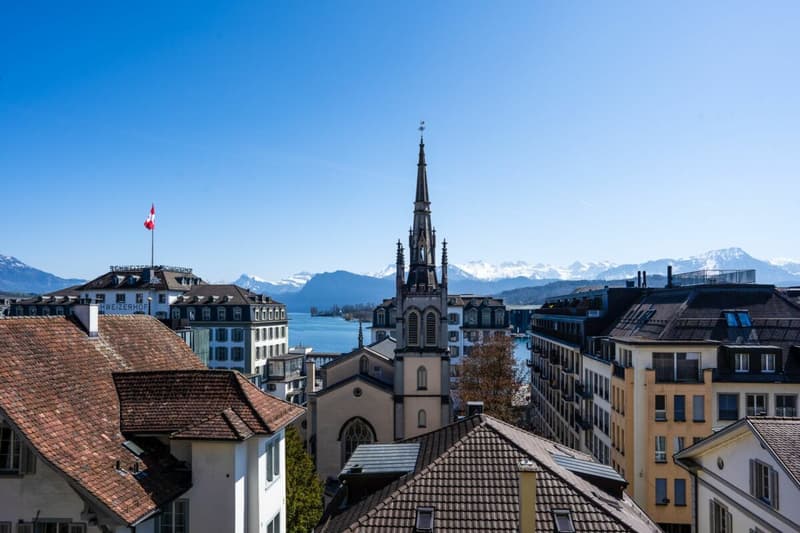 Historic Jewel in the Heart of Lucerne (10)