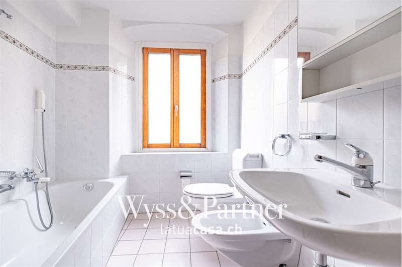 Pazzallo - Spacious 3.5 rooms in the town center (6)
