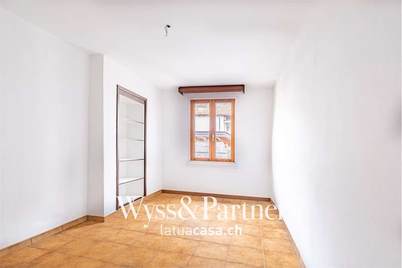 Pazzallo - Spacious 3.5 rooms in the town center (3)