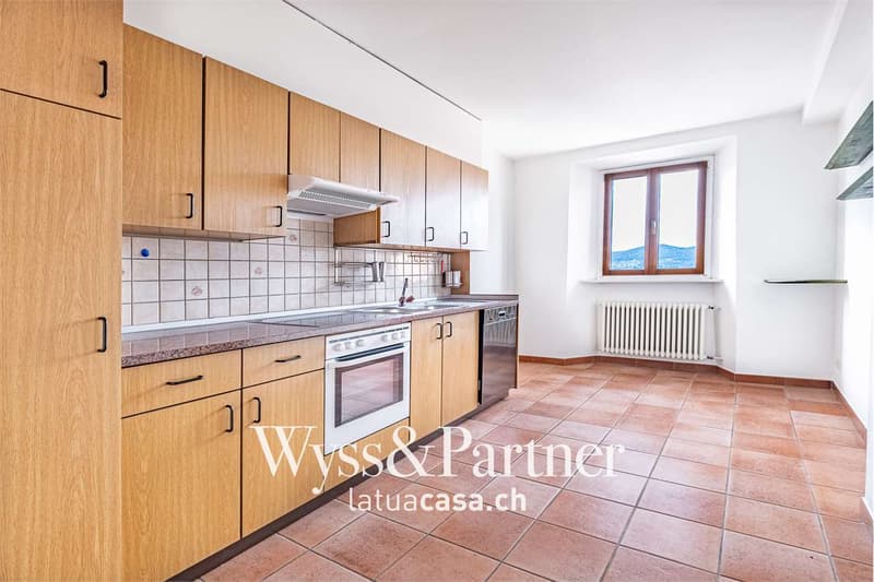 Pazzallo - Spacious 3.5 rooms in the town center (5)