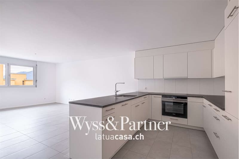 3 MONTHS FREE - Modern 2.5-room apartment (5)