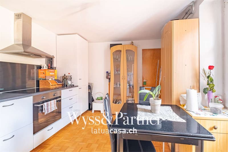 Pratique appartement trois pièces à Cagiallo (4)
