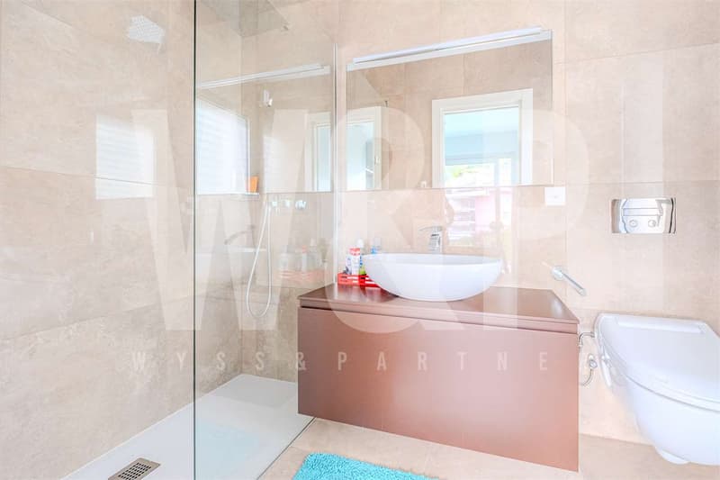 Vendesi moderno appartamento di 2.5 locali (5)