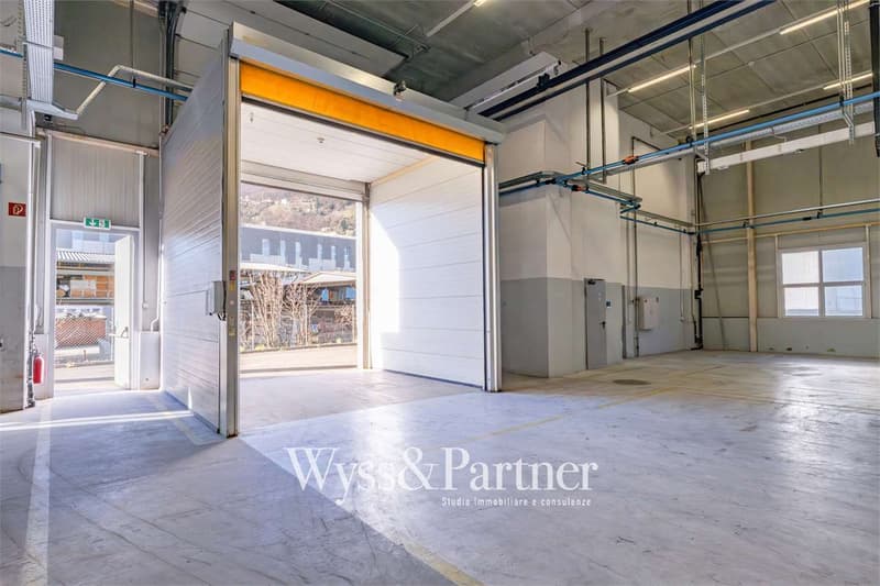 Agno - spacious commercial space (8)