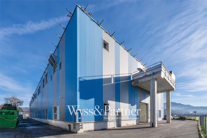 Agno - spacious commercial space (12)