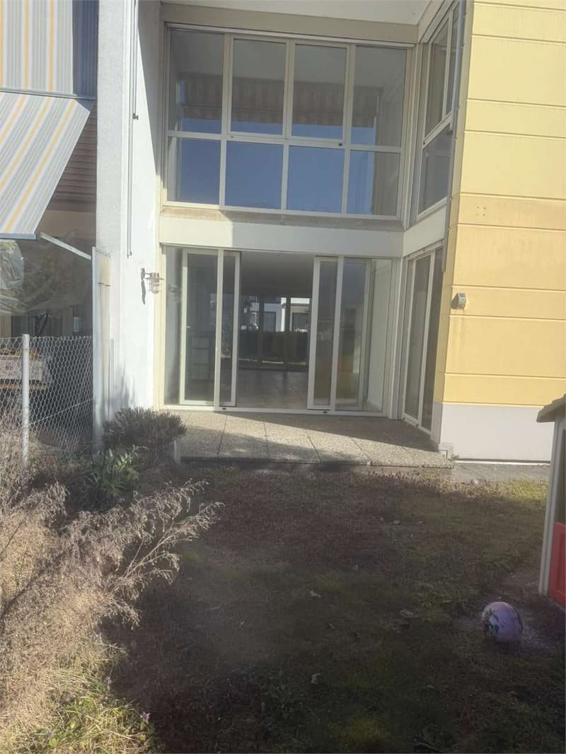Schöne Doppelhaushälfte mit Garten (5)