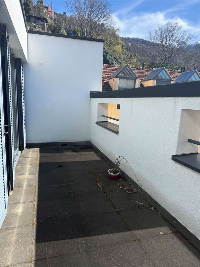 2.5-Room Apartment in the Heart of Bellinzona with a View of the Castles (5)