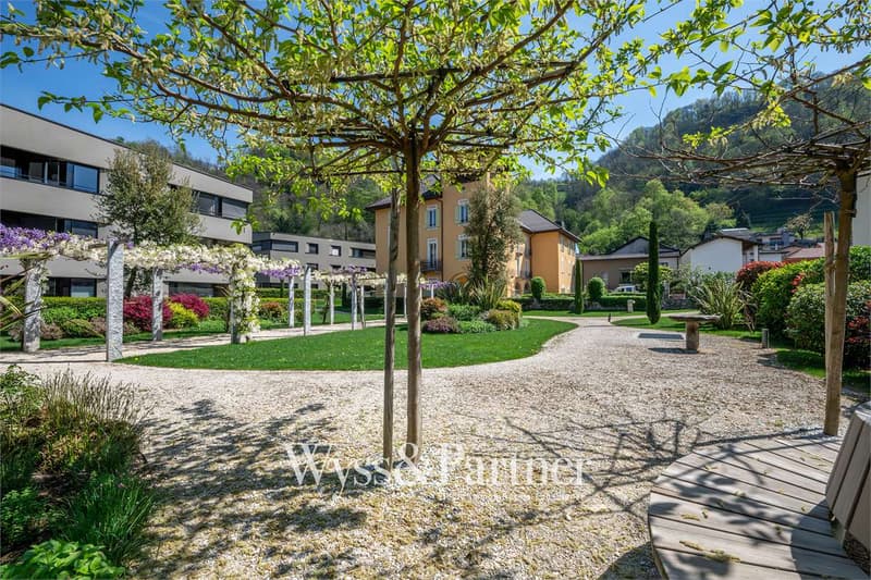Top floor with terrace - modern 2.5-room apartment in Giubiasco (12)