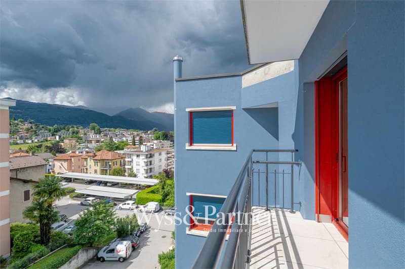 4.5 rooms renovated apartment in Lugano with terrace, 2 bathrooms and parking (12)