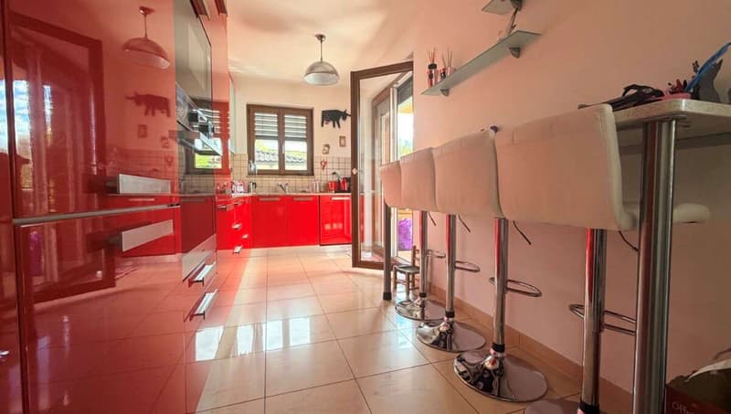 Bioggio - geräumiges 4,5-Zi-Wohnung mit Seeblick (4)