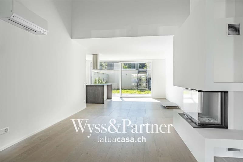 Caslano, 4,5-Zimmer-Duplex in Reihenhaus (2)