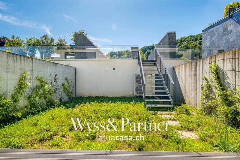 Caslano, 4,5-Zimmer-Duplex in Reihenhaus (5)